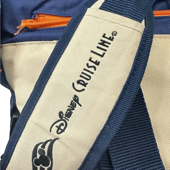Authentic Disney Cruise line Insulated Cooler Bag - Picture 9 of 9
